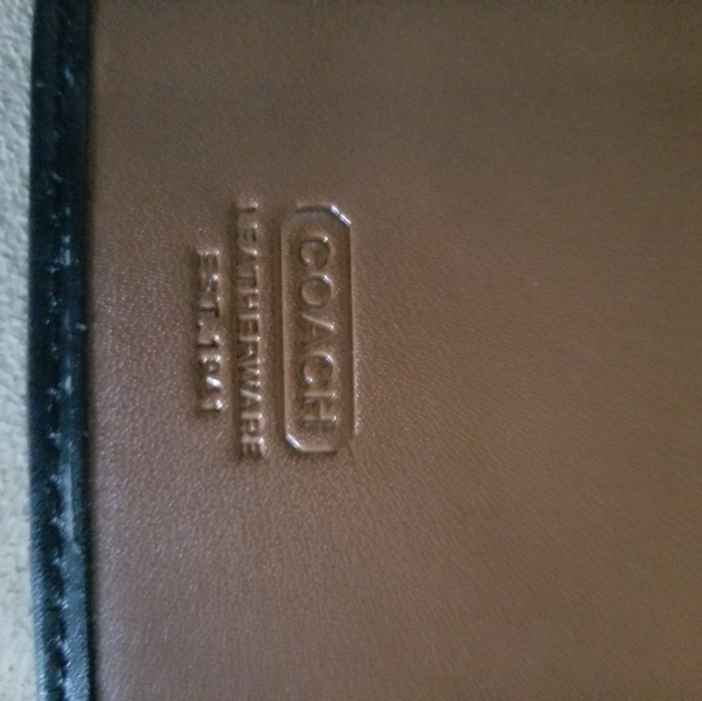 Coach Wallet - Picture 4 of 4